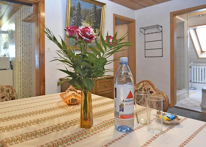 Einladende Mit Garten